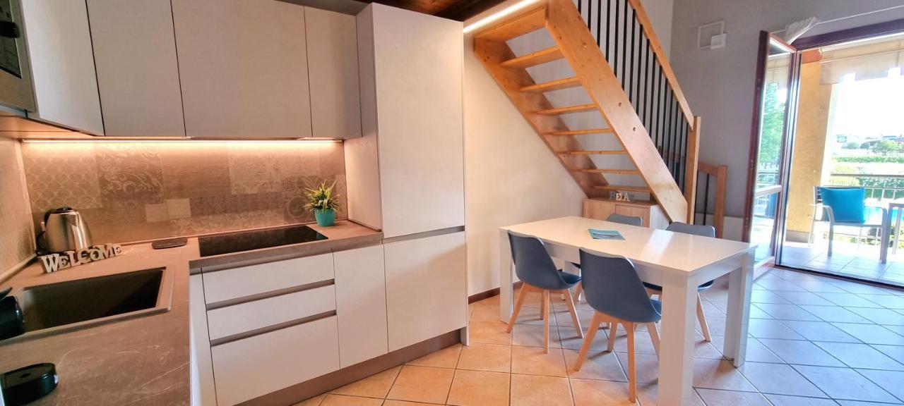 Dolce Blu Sirmione Apartment Rivoltella del Garda Ngoại thất bức ảnh