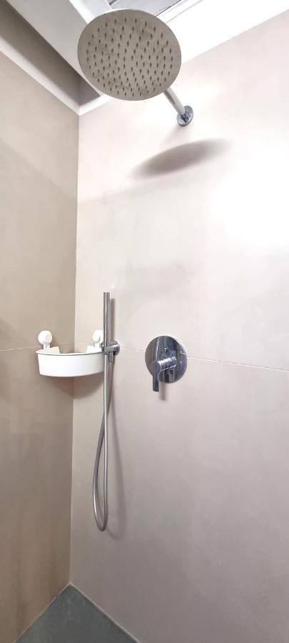 Dolce Blu Sirmione Apartment Rivoltella del Garda Ngoại thất bức ảnh