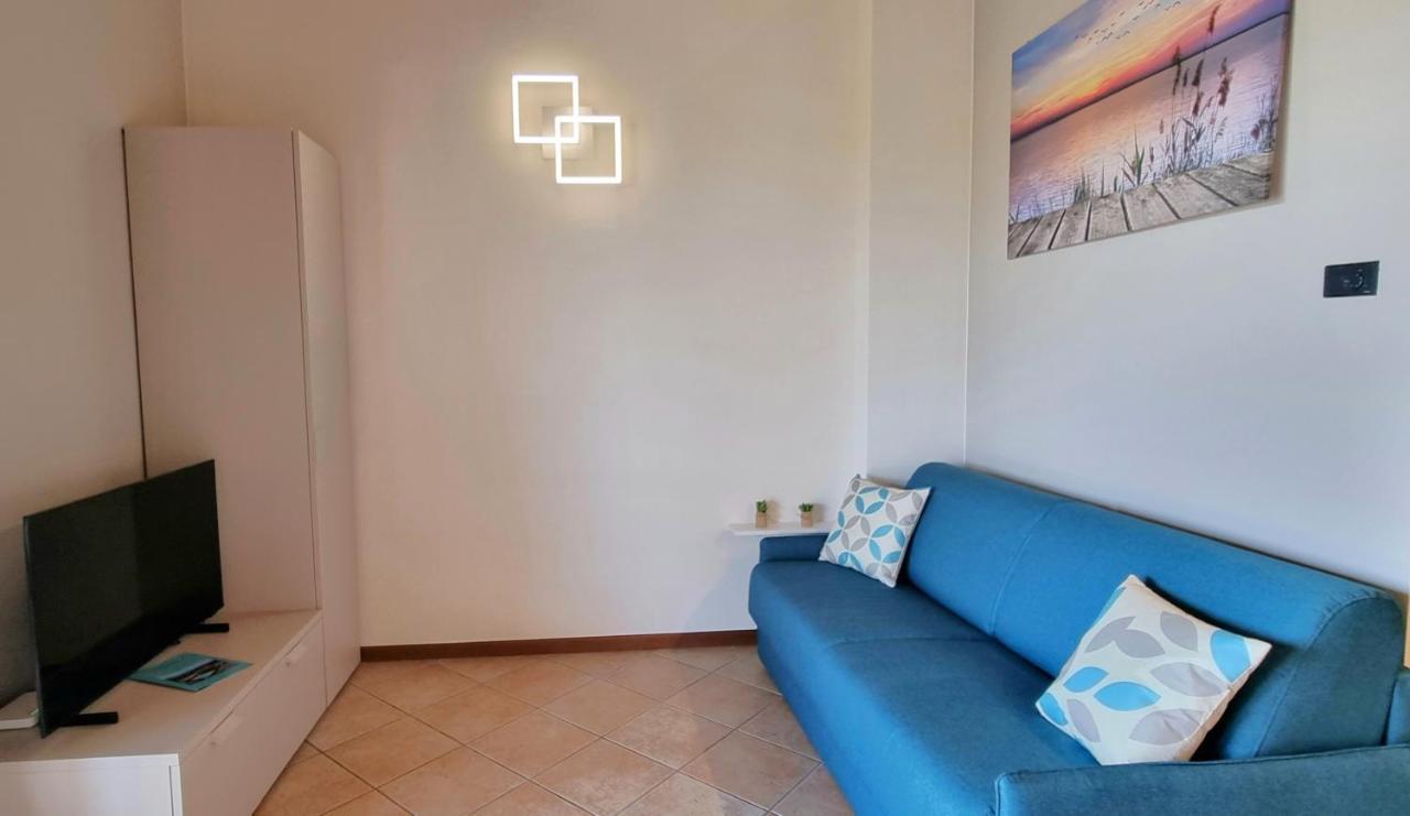 Dolce Blu Sirmione Apartment Rivoltella del Garda Ngoại thất bức ảnh